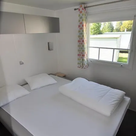 Camping Colline De Rabais Parque de Campismo 4*